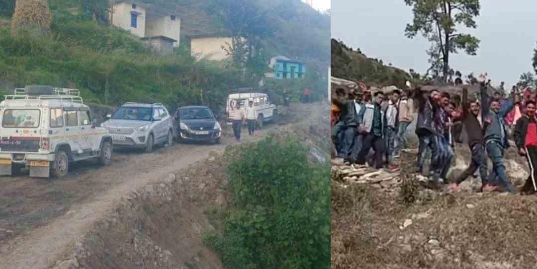 A taxi van first time arrived in the Chamoli district