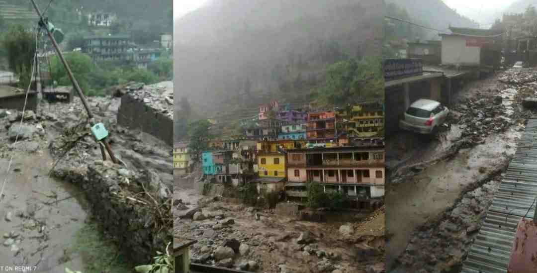 Uttarakhand news: Heavy destruction due to cloudburst in Chamoli district, debris entered houses and shops.