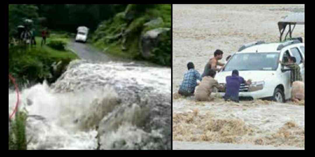 Uttarakhand news: car got stuck in the strong flow of the river in ramnagar Nainital due to Heavy Rain