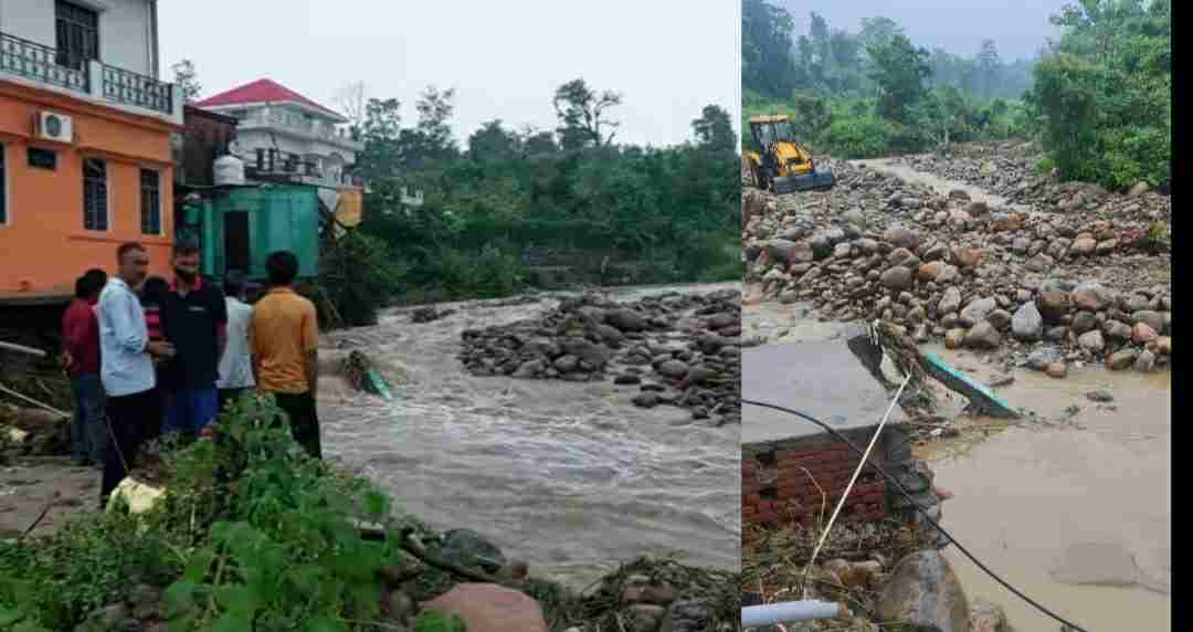 Uttarakhand news: House washed away in the river due to heavy rain in ramnagar Nainital disaster.