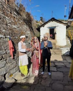 TV actress nikita sharma got married at Triyuginarayan temple in Uttarakhand, see beautiful marriage pictures