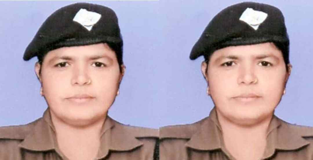 Uttarakhand news: Woman police constable neelam ratnakar dies in road accident at kashipur.