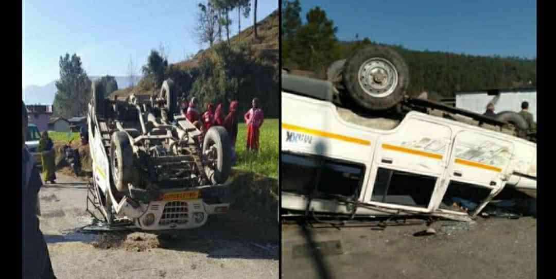 Uttarakhand news: marriage max road accident in Rudraprayag two people died on the spot