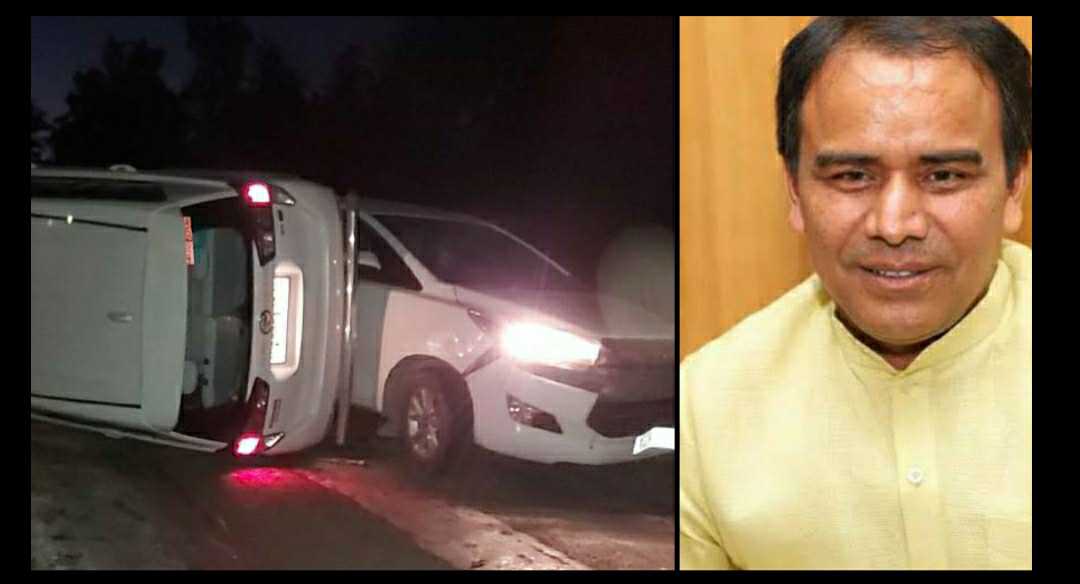 Uttarakhand braking news: Health minister Dhan Singh Rawat car crashed due to uncontrolled in dehradun.