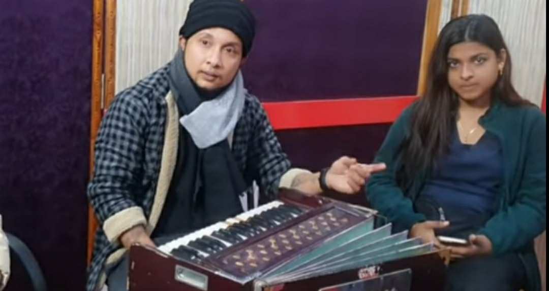 Uttarakhand news: After reaching Uttarakhand, Arunita Kanjilal also sang Pahari song with Pawandeep Rajan.