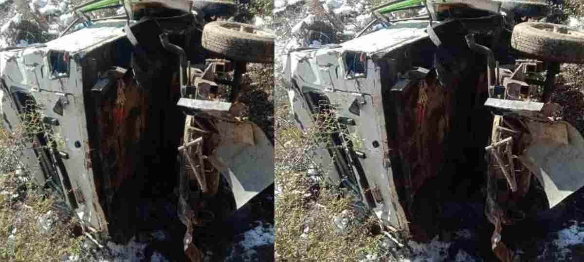 Uttarakhand news: road accident, Max fell into a deep gorge, three youths died in chamoli.