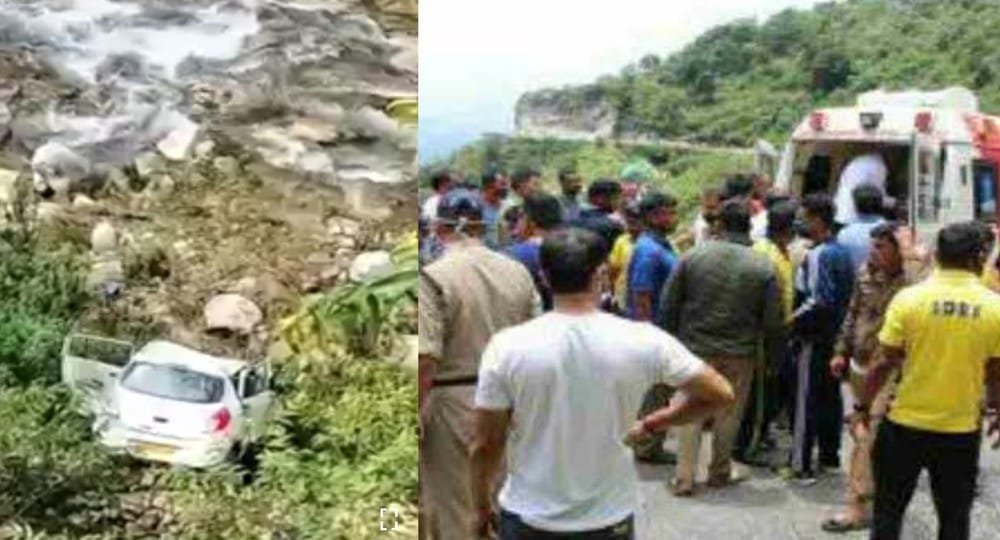 Uttarakhand news: road accident in pauri garhwal, Noida tourist's car fell into a gorge, two died. Pauri Garhwal road accident.