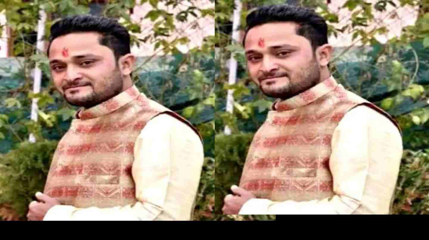 Uttarakhand news: Painful death of Ashish Bhatt of dehradun, posted in a government school, in a roorkee road accident. Roorkee Road Accident News