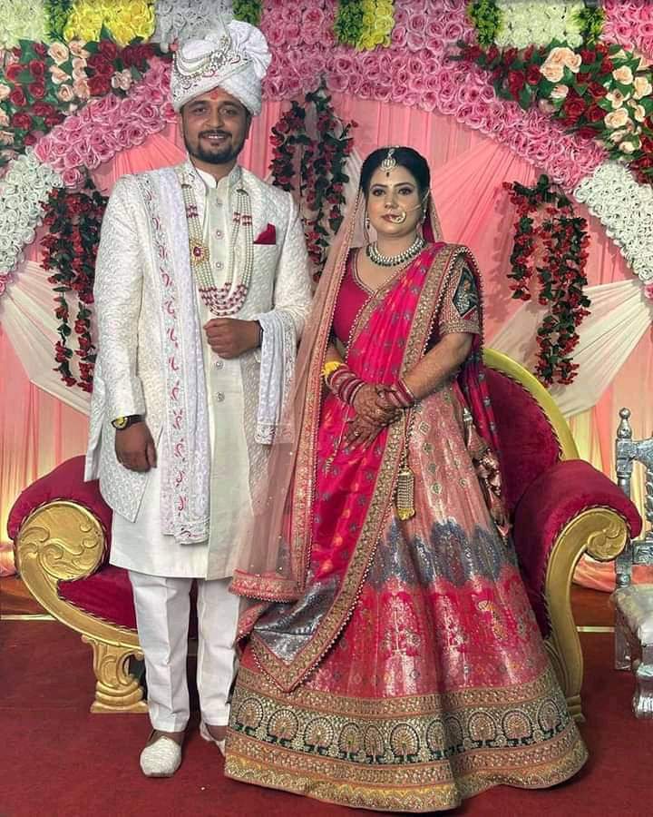 Uttarakhand news: Kumaon comedian Pawan Pahadi of Pithoragarh mariage know about his wife Ranjana Pant. Pawan pahadi wife Ranjana