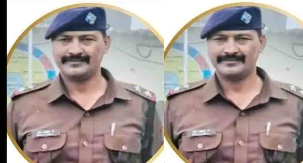 Uttarakhand news: police ASI Daroga Suresh pasbola of pauri garhwal died due to current in pulbhatta udham Singh Nagar.
