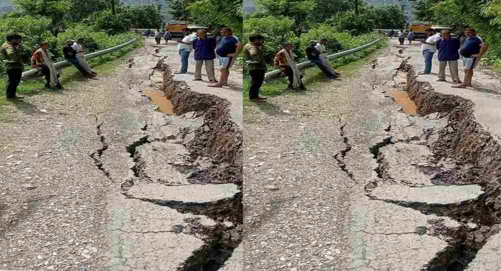 Road collapse kapkot Bageshwar