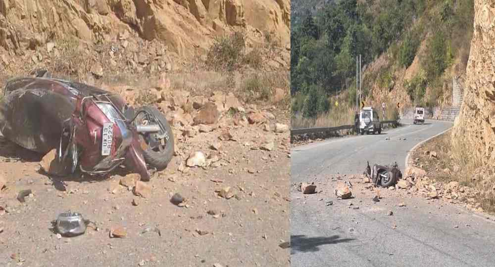 Kedarnath highway Rudraprayag landslide scooty accident today