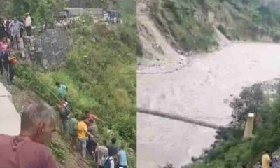 Uttarakhand news: rudraprayag Rishikesh Badrinath highway tempo traveller fall in river gholteer