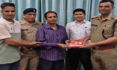 on diwali box of Gajak worth Rs 2.5 lakh sold by mistake haldwani shopkeeper nainital police latest news Uttarakhand today