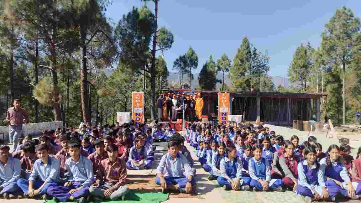 पी. एम. श्री रा0इं0कॉ0 मेग्डिस्टेट बागेश्वर में NDRF ने दिया एक दिवसीय सेफ्टी प्रशिक्षण