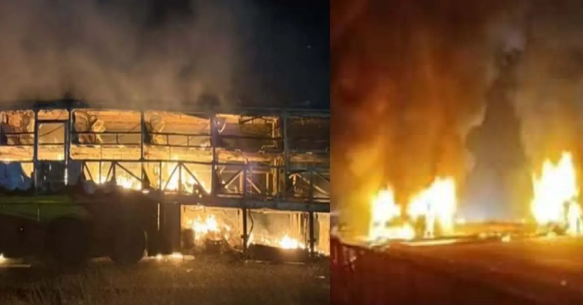 National Breaking 10+ died in bus truck accident karnataka bus fire news
