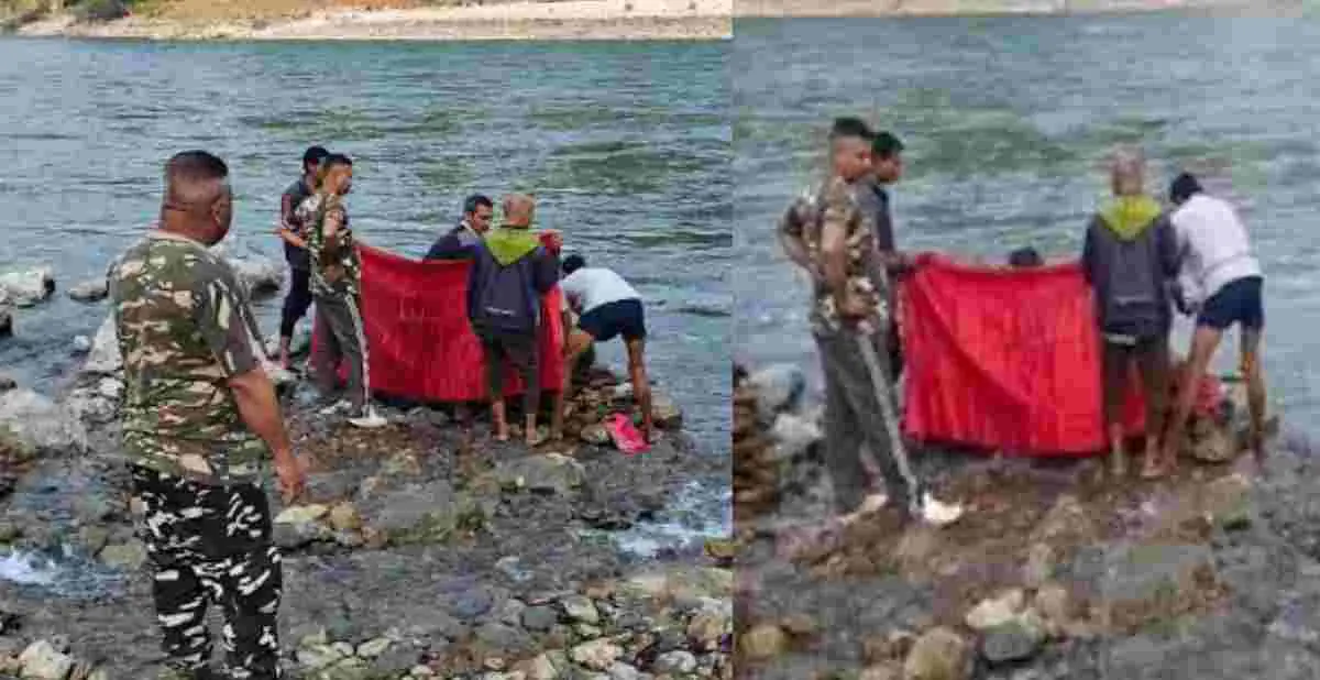 Pithoragarh breaking news SSB Soldier rites old woman due to migration