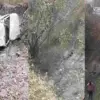 Uttarakhand rishikesh Badrinath highway max accident: fell into ditch in neer jharna rescue continue: