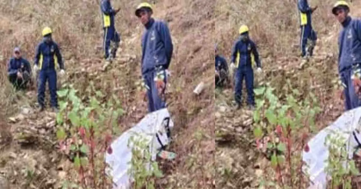Uttarakhand Pithoragarh road Accident today: keshav singh died due to Tipper fell into ditch in gurna.
