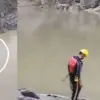 Uttarakhand news: Kirtinagar Bridge River Jump Incident Woman Leaps into Alaknanda River