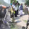 Badrinath highway max account: max overturned Srinagar Rudraprayag road uttarakhand max accident today uttarakhand breaking news today