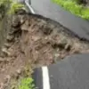 Uttarakhand breaking: Tehri Rain News Road Wall Crumbles, School Building Faces Danger