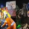Rudraprayag accident news today: 2 died including sanjay rana mohan due to truck fell phata road.