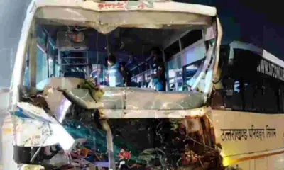 Uttarakhand haldwani Delhi Roadways Bus accident into Dumper Near Pilkhuwa Toll Plaza